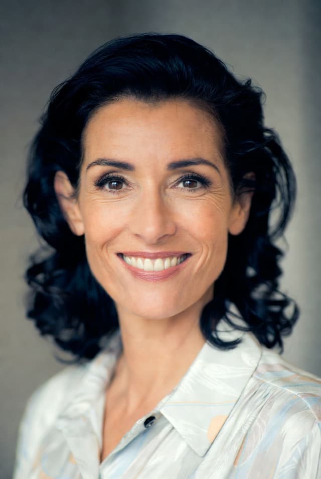 Lotte van Dijk — AI Sales Operations & Pipeline Specialist